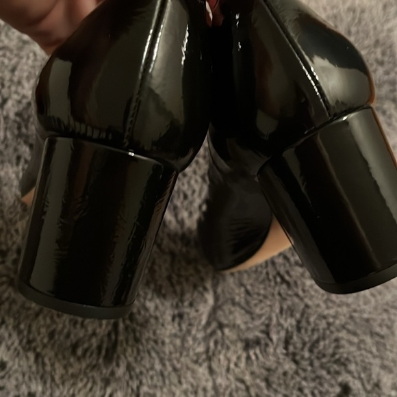 Chloe Black patent solid heels size 37 EUR 6,5 USA. - Picture 9 of 15